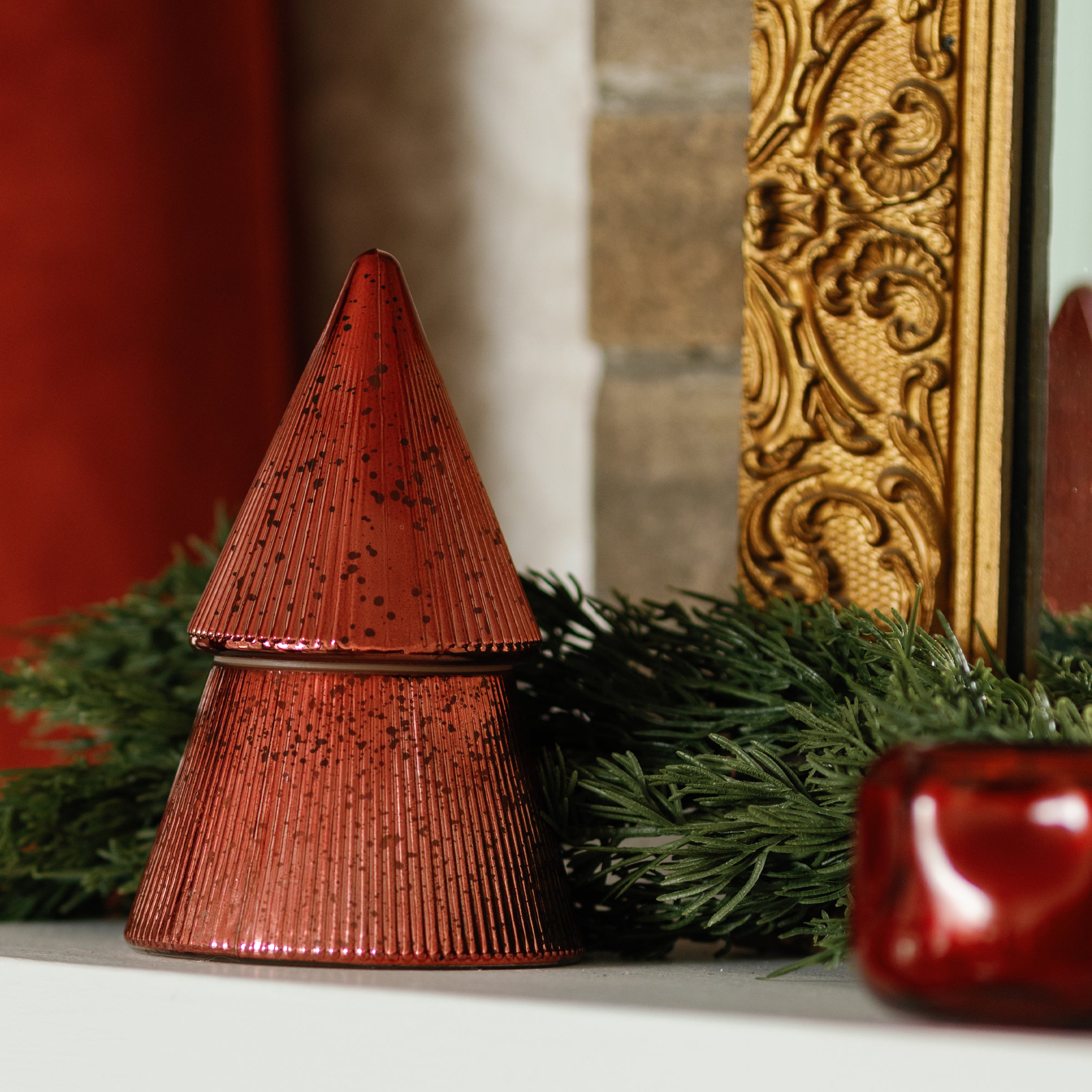 Red Mercury Glass 7-oz Soy Wax Tree Candle, Winter Berry